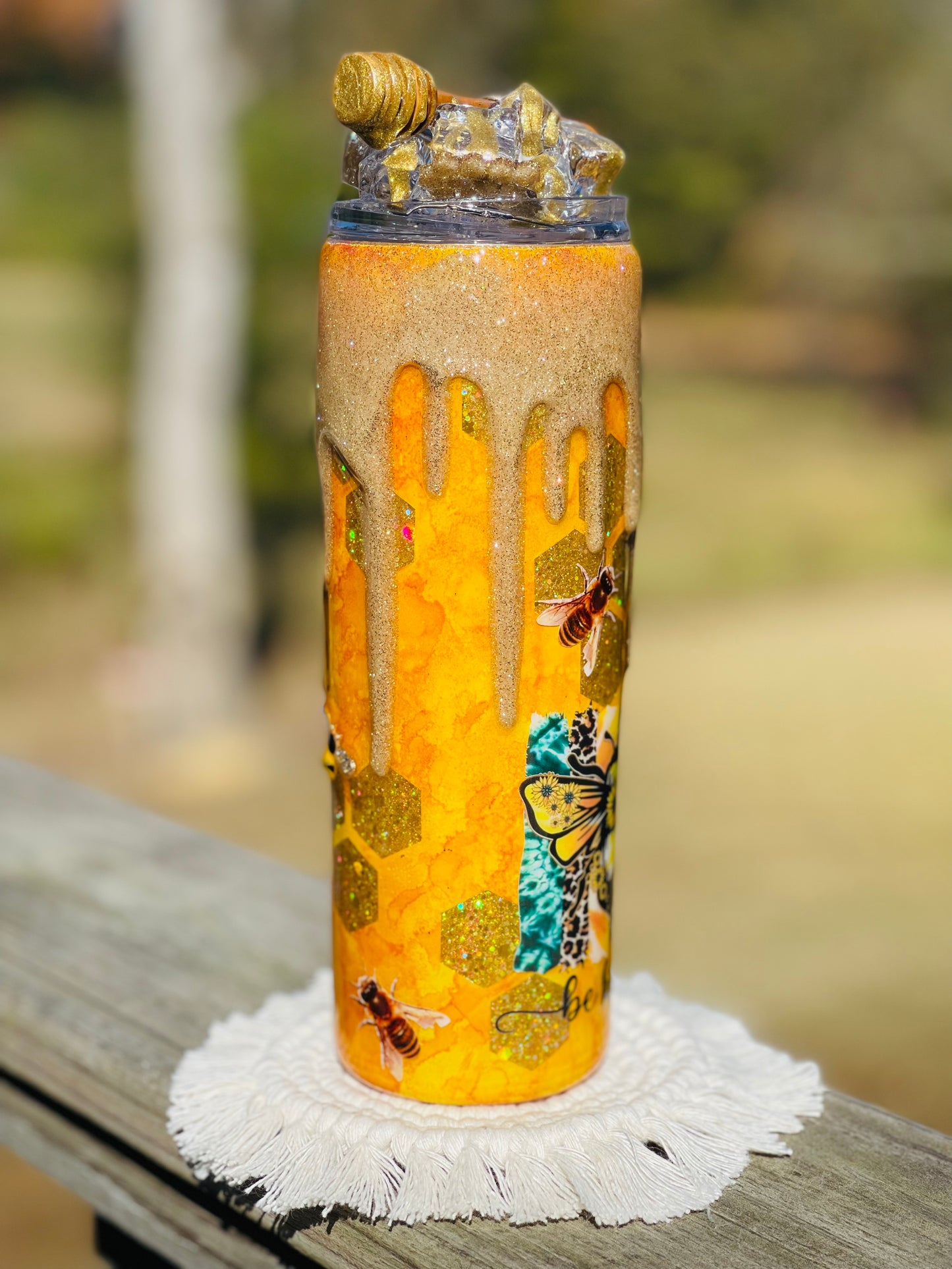 "Bee Kind" 20 ounce tumbler with embellished topper lid