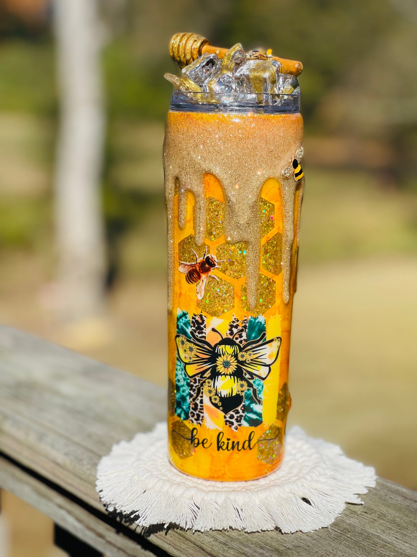 "Bee Kind" 20 ounce tumbler with embellished topper lid